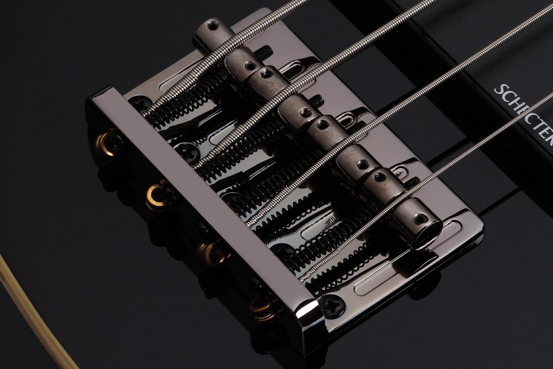 Schecter Omen-4 - Gloss Black - Image 3