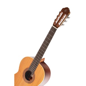 Ortega R180 Traditional Series Nylon String Guitar