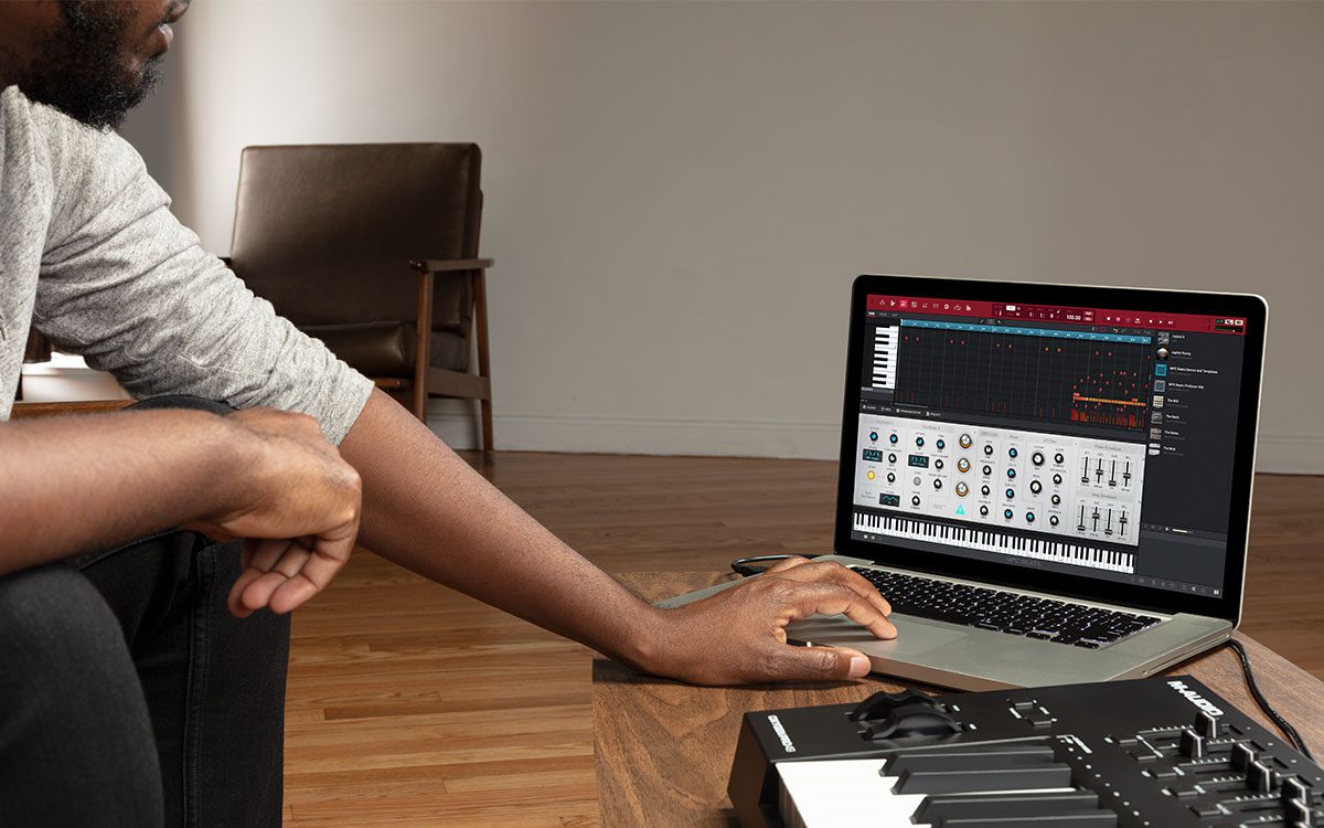 M-Audio Oxygen Pro 49 Keyboard Controller - Image 5