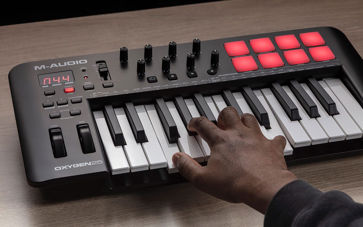 M-Audio Oxygen 25 MkV Controller Keyboard - Image 7