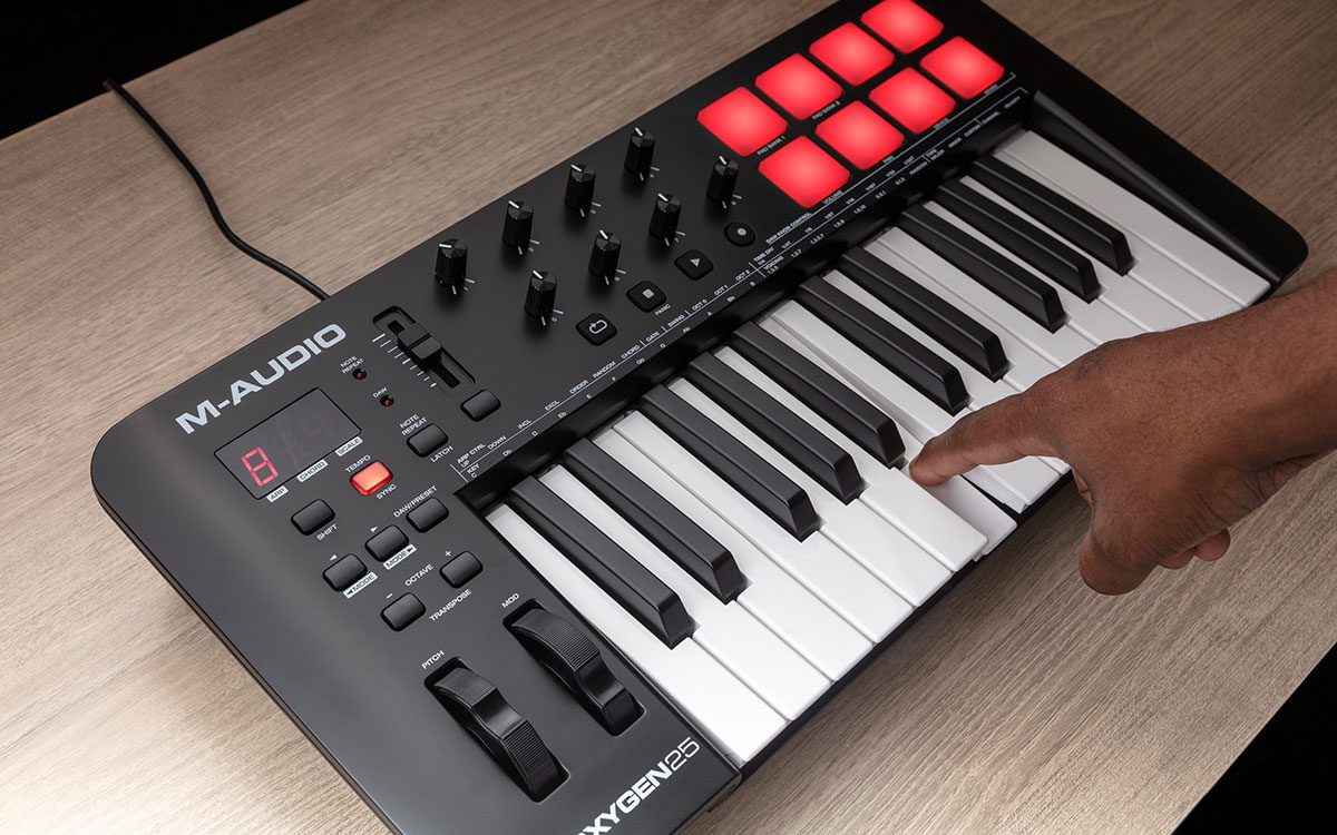 M-Audio Oxygen 25 MkV Controller Keyboard - Image 9