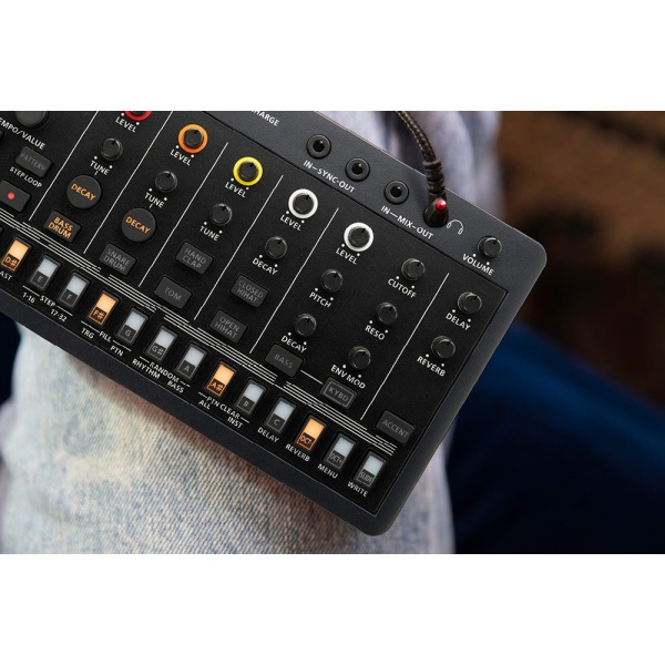 Roland T-8 Beat Machine - Image 11
