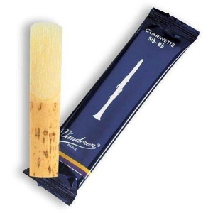 Vandoren Bb Size 4 Traditional Clarinet Reeds - 1 Pack